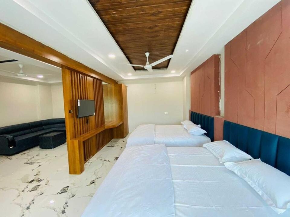 Super Townhouse Ambaji Formerly Hotel Kardhar Inn Exterior foto