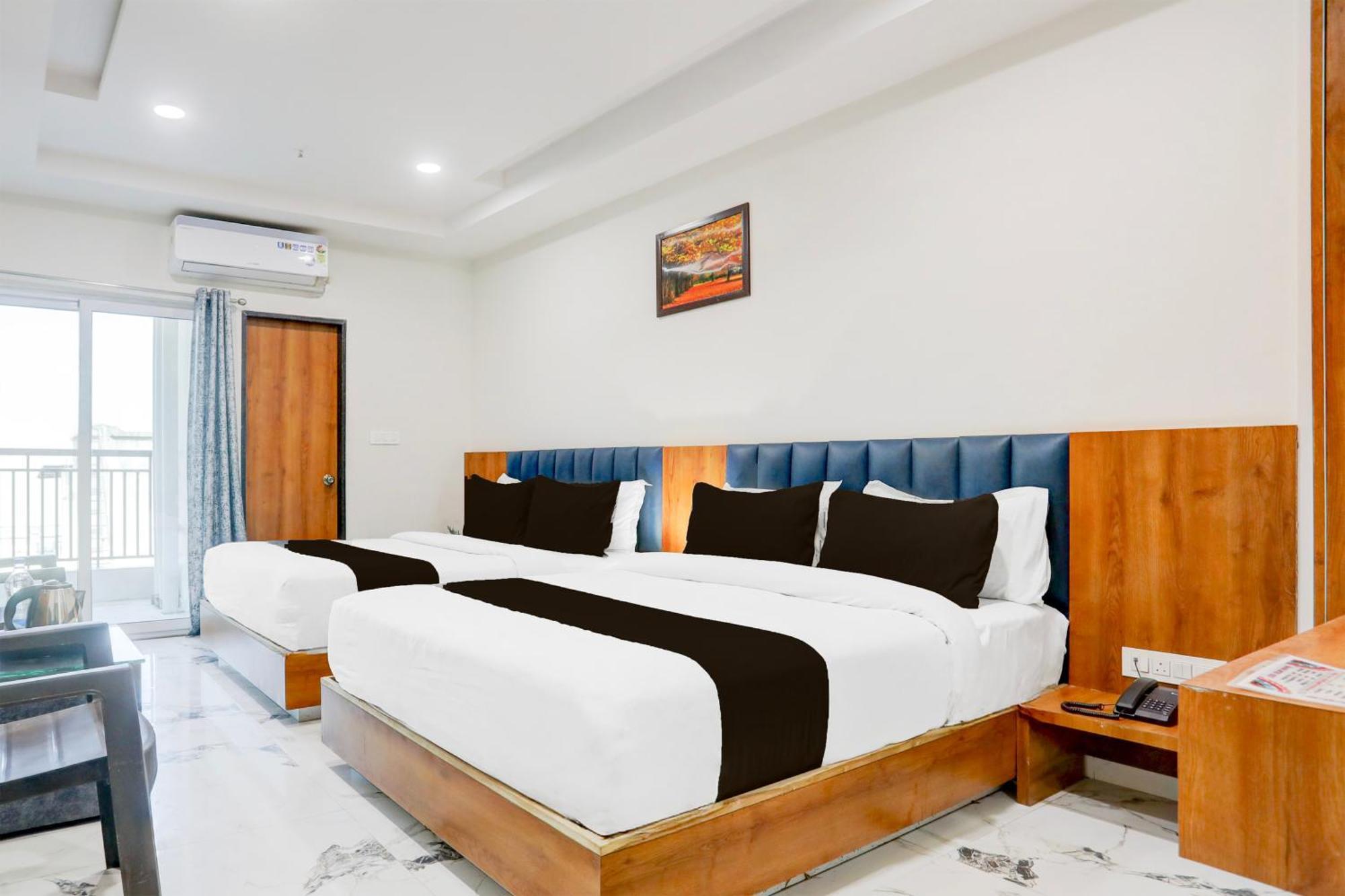Super Townhouse Ambaji Formerly Hotel Kardhar Inn Exterior foto