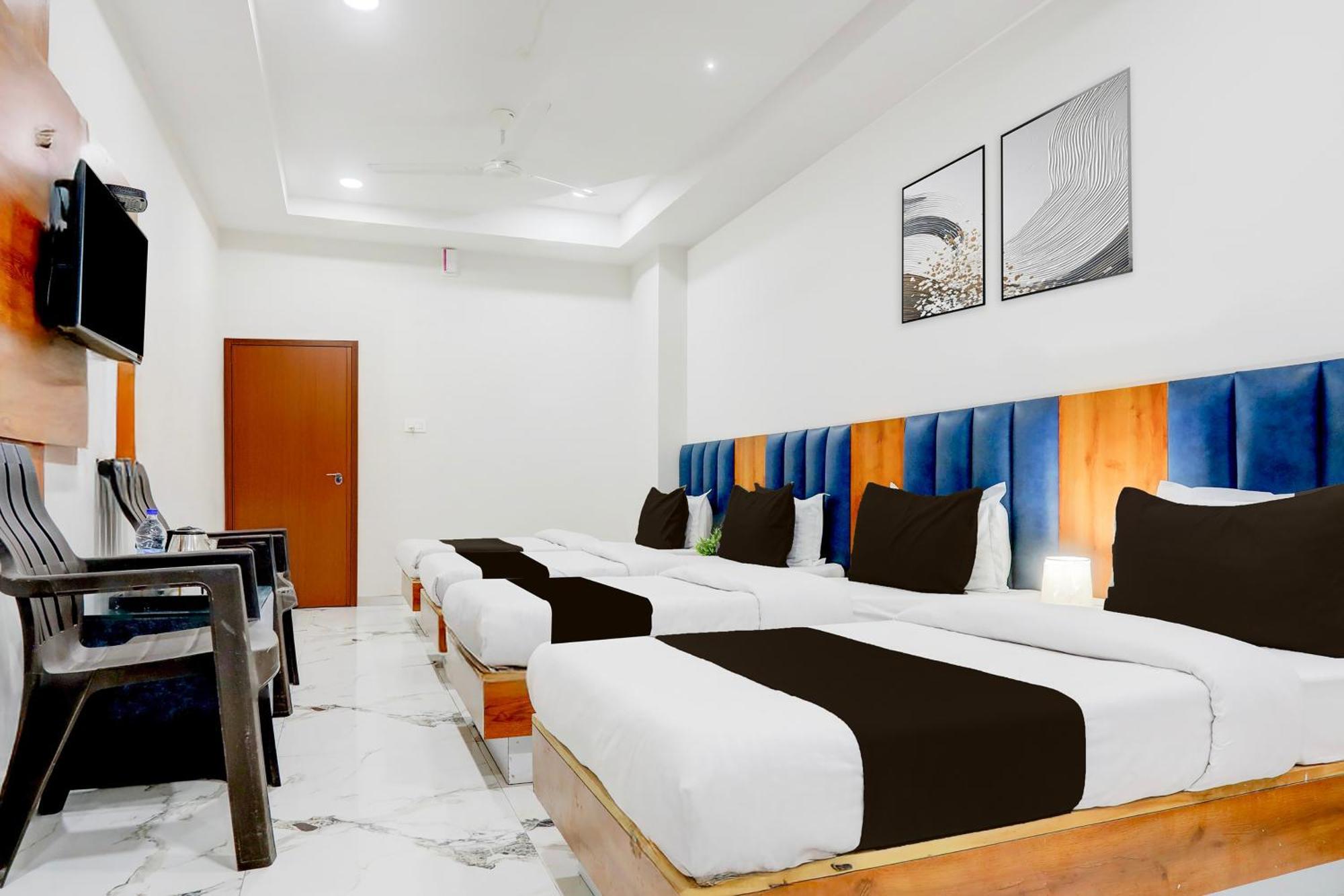 Super Townhouse Ambaji Formerly Hotel Kardhar Inn Exterior foto